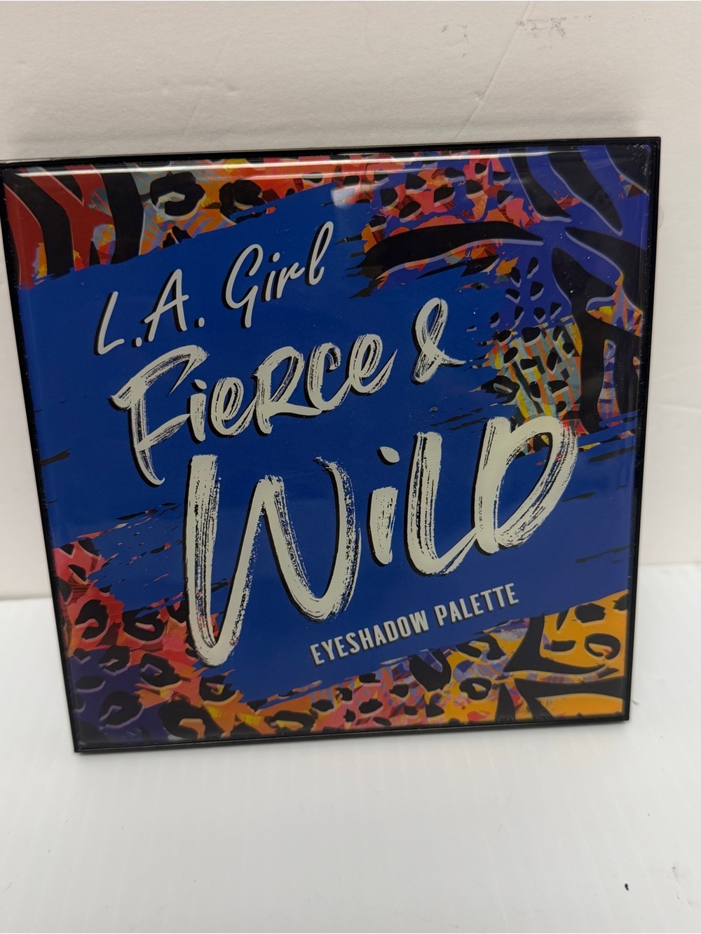 LA Girl Fierce & Wild Eyeshadow Palette - Blue, Purple, Red, Orange, Yellow
